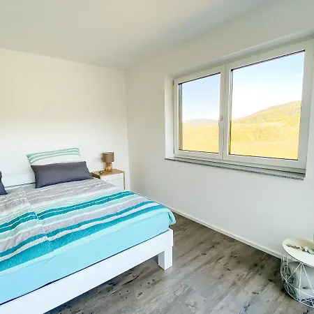 Wunderschoene Helle Mit Grosser Dachterrasse 고트마딩겐
