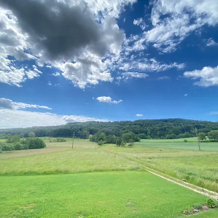 Wunderschoene Helle Mit Grosser Dachterrasse