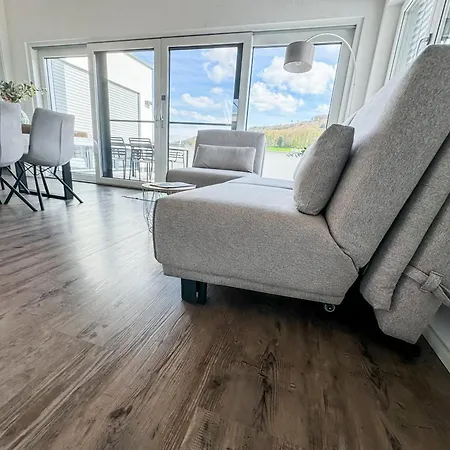 Lägenhet Wunderschoene Helle Mit Grosser Dachterrasse *