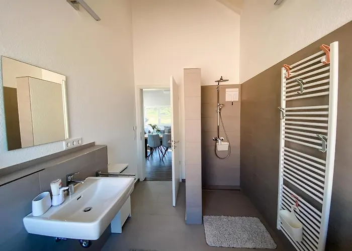 Appartement Wunderschoene Helle Mit Grosser Dachterrasse