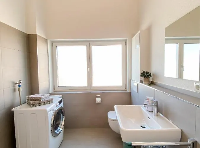 דירה Wunderschoene Helle Mit Grosser Dachterrasse *